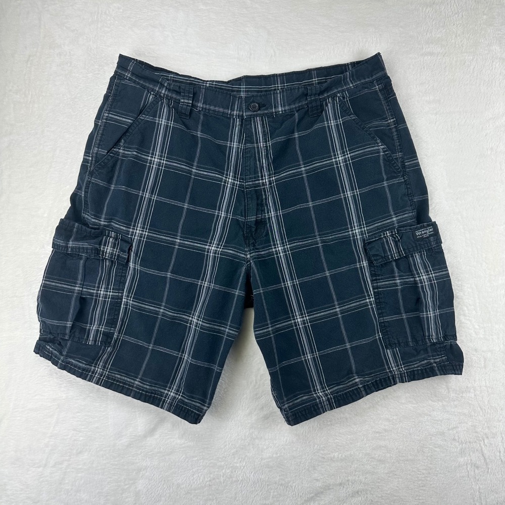 Wrangler‎ Cargo Shorts Mens 38 Navy Plaid Relaxed Utility Workwear Cotton Y2K